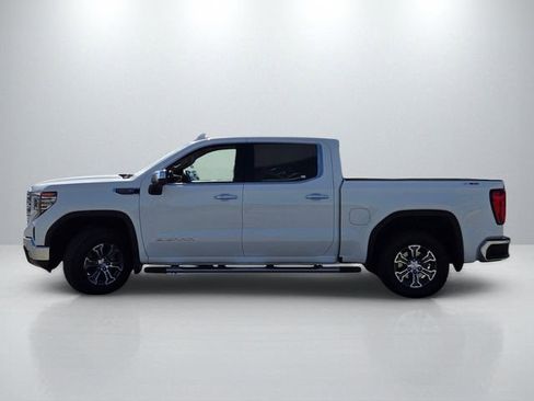 Used 2023 GMC Sierra 1500 SLT w/ SLT Convenience Package image 7