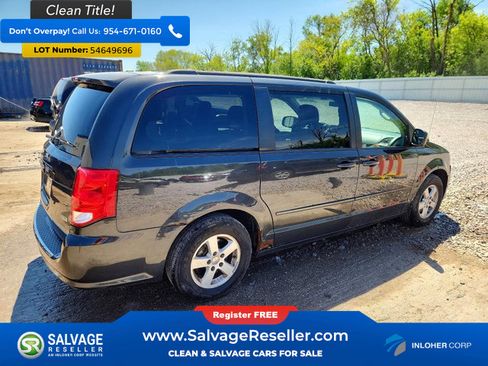 Used 2012 Dodge Grand Caravan SXT FWD image 4
