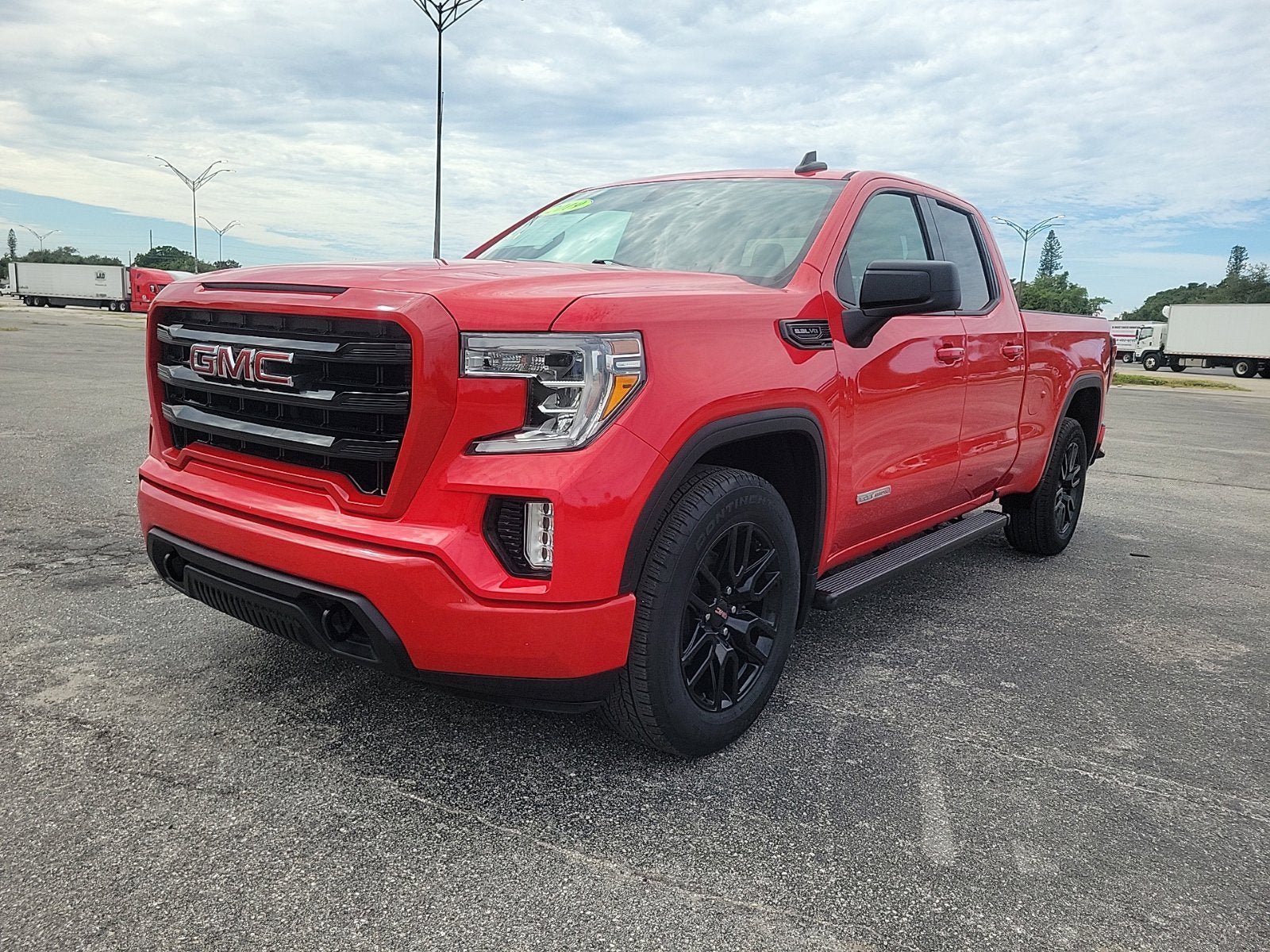 Used 2019 GMC Sierra 1500 Elevation w/ Elevation Value Package RWD image 2