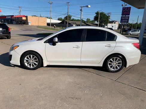 Used 2013 Subaru Impreza 2.0i Premium image 4