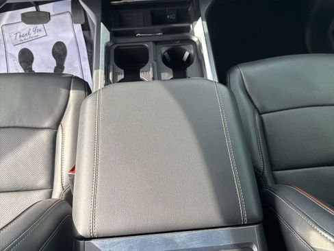 Used 2024 Ford F250 Lariat w/ Lariat Ultimate Package image 14