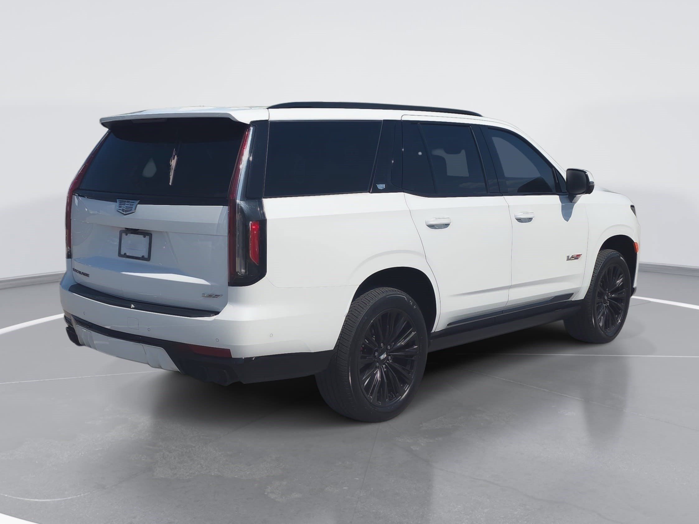 Certified 2024 Cadillac Escalade V w/ LPO, ONYX Package AWD/4WD image 3