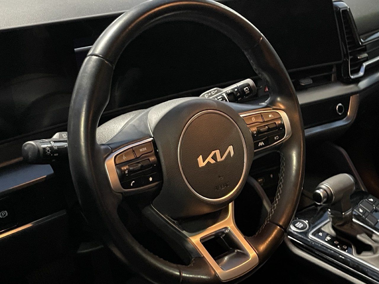 Used 2023 Kia Sportage EX FWD image 7