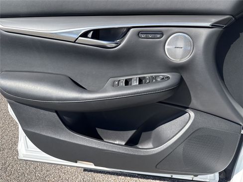 Certified 2025 INFINITI QX50 Luxe image 16