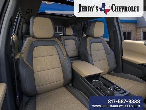 New 2026 Chevrolet Equinox ACTIV w/ Convenience Package III FWD image 17