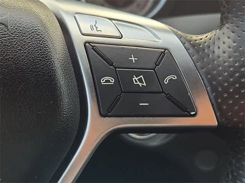 Used 2014 Mercedes-Benz C 250 Sedan image 24