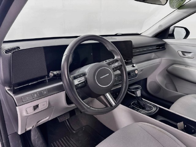 Used 2024 Hyundai Kona SEL AWD/4WD image 10
