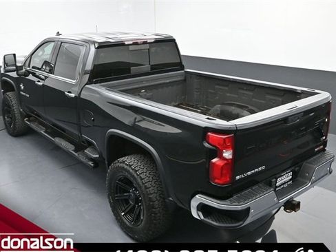 Used 2020 Chevrolet Silverado 2500 LTZ w/ LTZ Premium Package image 22