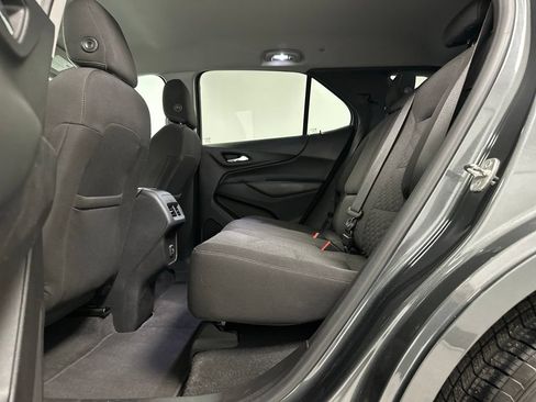 Used 2020 Chevrolet Equinox LT w/ Driver Convenience Package FWD image 18