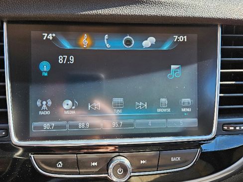 Used 2020 Buick Encore Preferred image 18