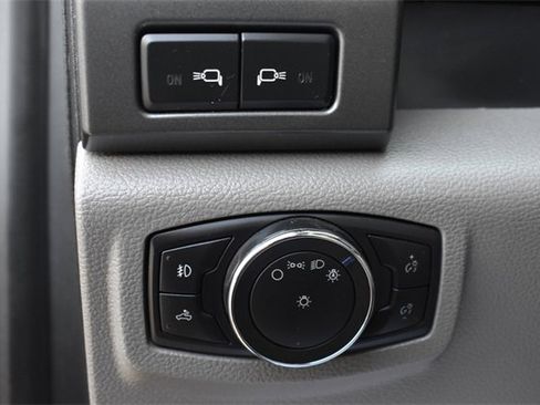 Used 2019 Ford F250 XLT w/ XLT Premium Package image 24