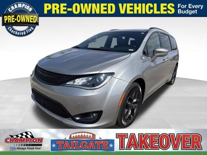 Used 2020 Chrysler Pacifica Touring-L w/ Advanced Safetytec Group