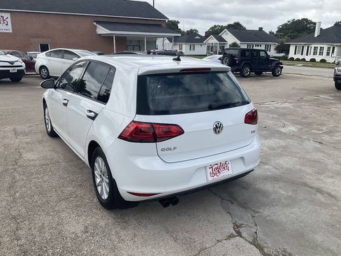 Used 2015 Volkswagen Golf S FWD image 5