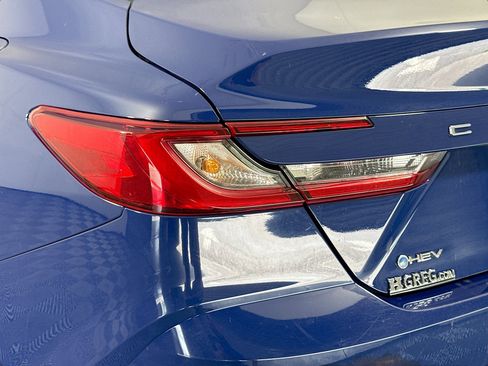 Used 2025 Toyota Camry LE FWD image 36