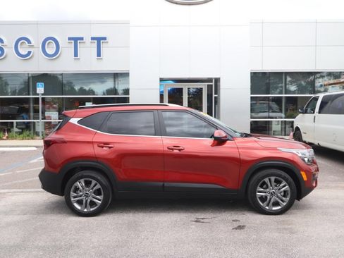 Used 2023 Kia Seltos S FWD image 15
