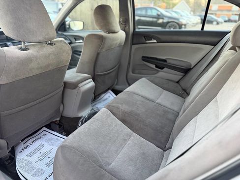 Used 2009 Honda Accord LX-P image 11