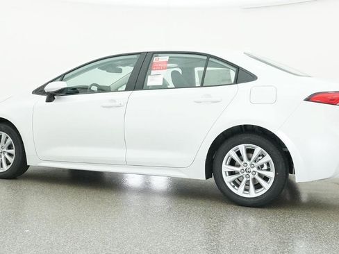 New 2026 Toyota Corolla LE FWD image 39