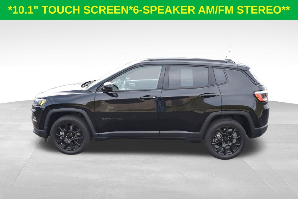 Used 2023 Jeep Compass Latitude w/ Convenience Group AWD/4WD image 5