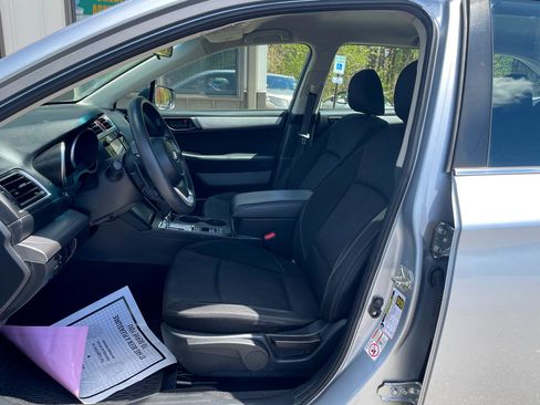 Used 2018 Subaru Outback 2.5i image 11