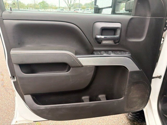 Used 2015 Chevrolet Silverado 2500 LT w/ LT Convenience Package AWD/4WD image 11