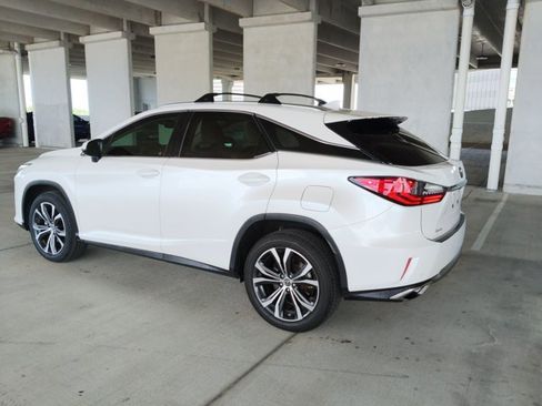 Used 2018 Lexus RX 350 FWD w/ Premium Package image 2