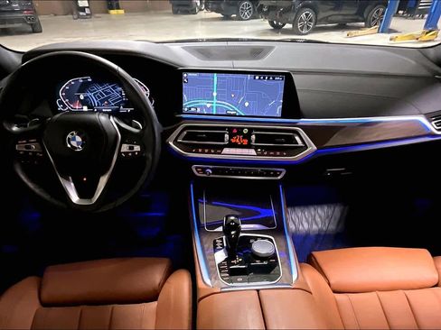 Certified 2022 BMW X5 sDrive40i w/ Premium Package image 15