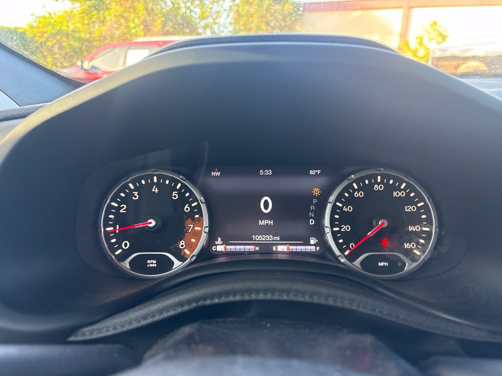 Used 2018 Jeep Renegade Altitude w/ UConnect 8.4 Nav Group AWD/4WD image 22