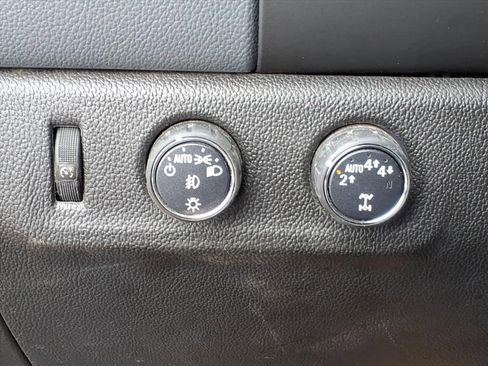 Used 2017 Chevrolet Colorado Z71 image 13