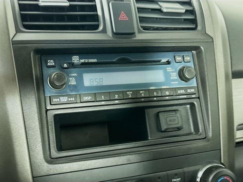 Used 2011 Honda CR-V LX image 19