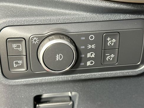 Used 2022 Ford Bronco Wildtrak image 10