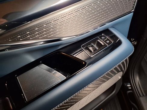 Certified 2025 Cadillac Escalade IQ Sport 2 image 17