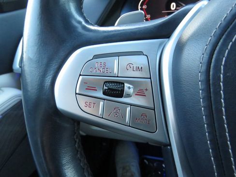 Used 2019 BMW X7 xDrive50i w/ Executive Package image 25