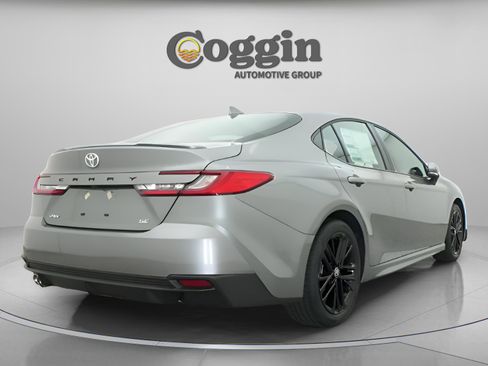 New 2026 Toyota Camry SE FWD image 16