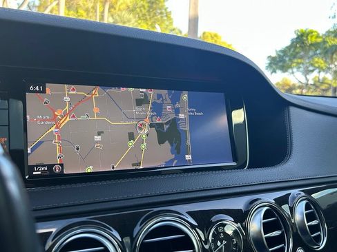 Used 2016 Mercedes-Benz S 550 Sedan image 23