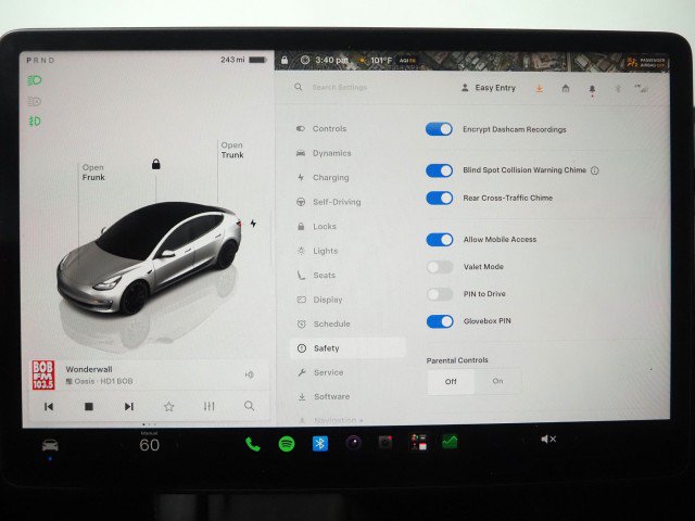 Used 2022 Tesla Model 3 Performance AWD/4WD image 32