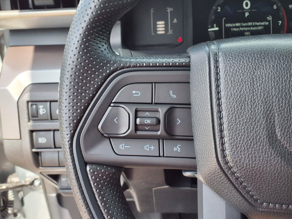 Used 2024 Toyota Tacoma SR5 AWD/4WD image 32