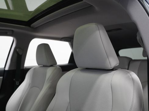 Used 2021 Lexus RX 350L Premium w/ Premium Package image 14