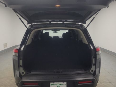 Used 2023 Nissan Pathfinder SV AWD/4WD image 29