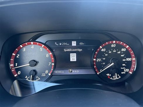 Used 2024 Nissan Frontier Pro-X w/ Pro Convenience Package image 18