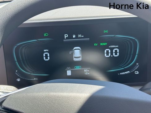 New 2026 Kia Niro LX FWD image 15