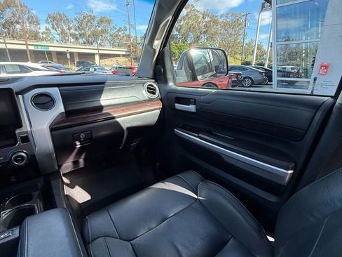 Used 2016 Toyota Tundra Limited image 28