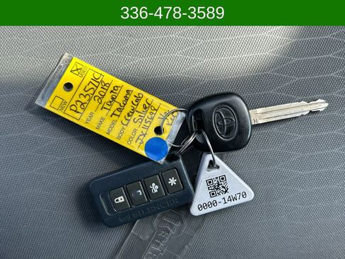 Used 2018 Toyota Tacoma SR image 27