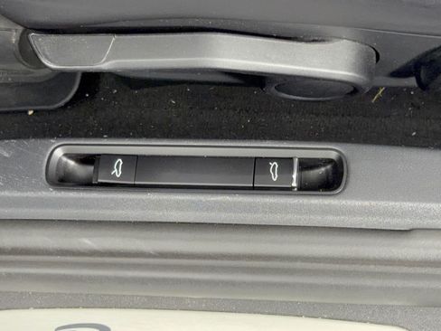 Certified 2021 Porsche 718 Boxster RWD image 28