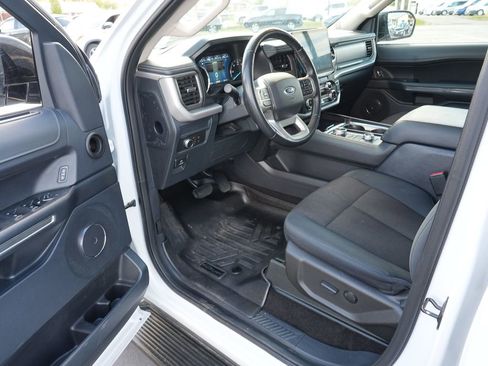 Used 2022 Ford Expedition XL AWD/4WD image 13