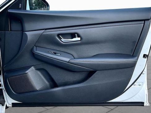 Certified 2025 Nissan Sentra SV FWD image 22