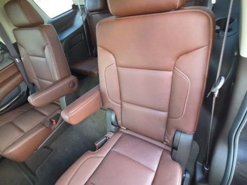 Used 2018 Chevrolet Tahoe Premier image 42