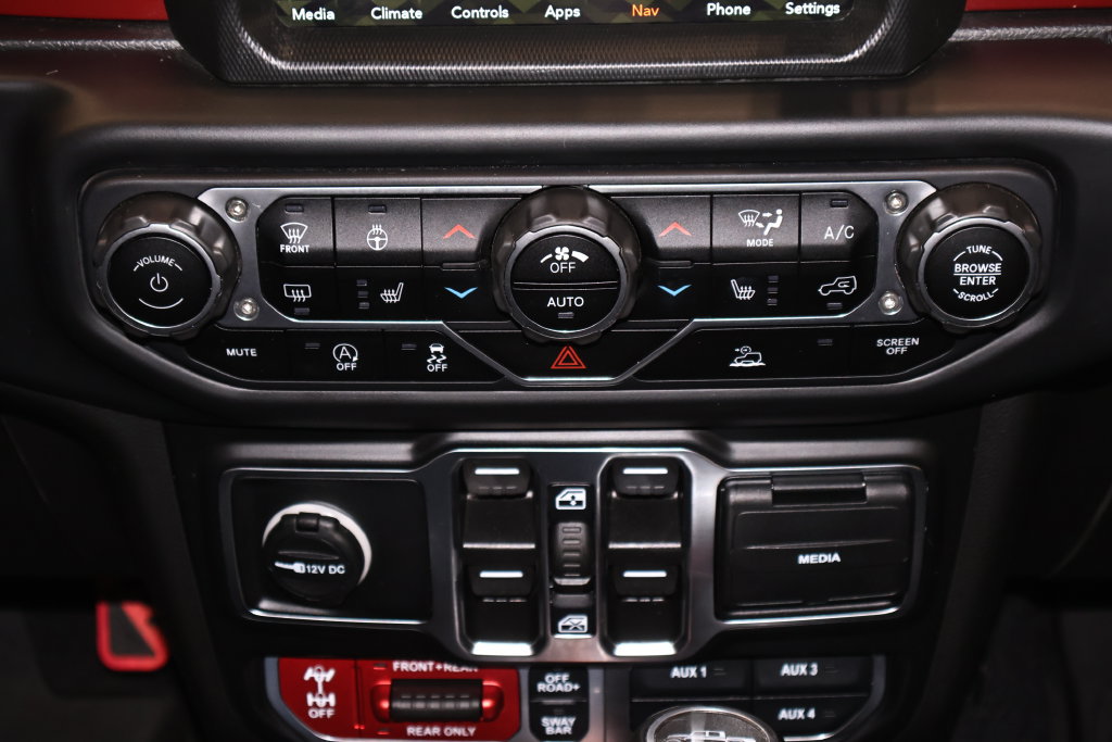 Used 2023 Jeep Gladiator Rubicon w/ LED Lighting Group AWD/4WD image 30