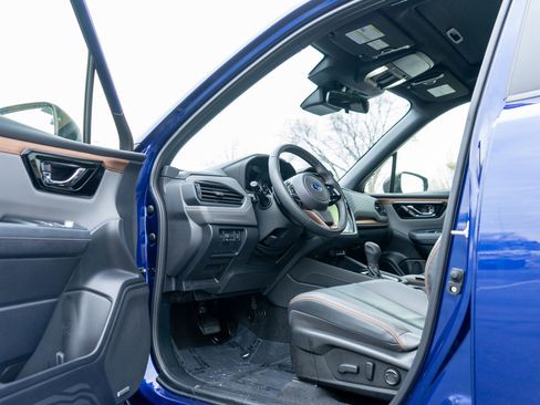 Used 2025 Subaru Forester Sport image 14