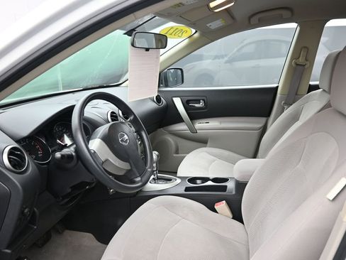 Used 2011 Nissan Rogue S image 26