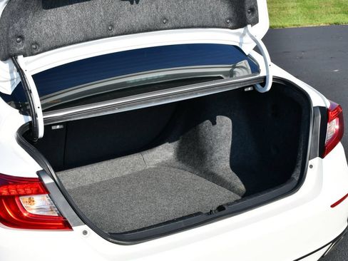 Used 2022 Honda Accord Sport image 32